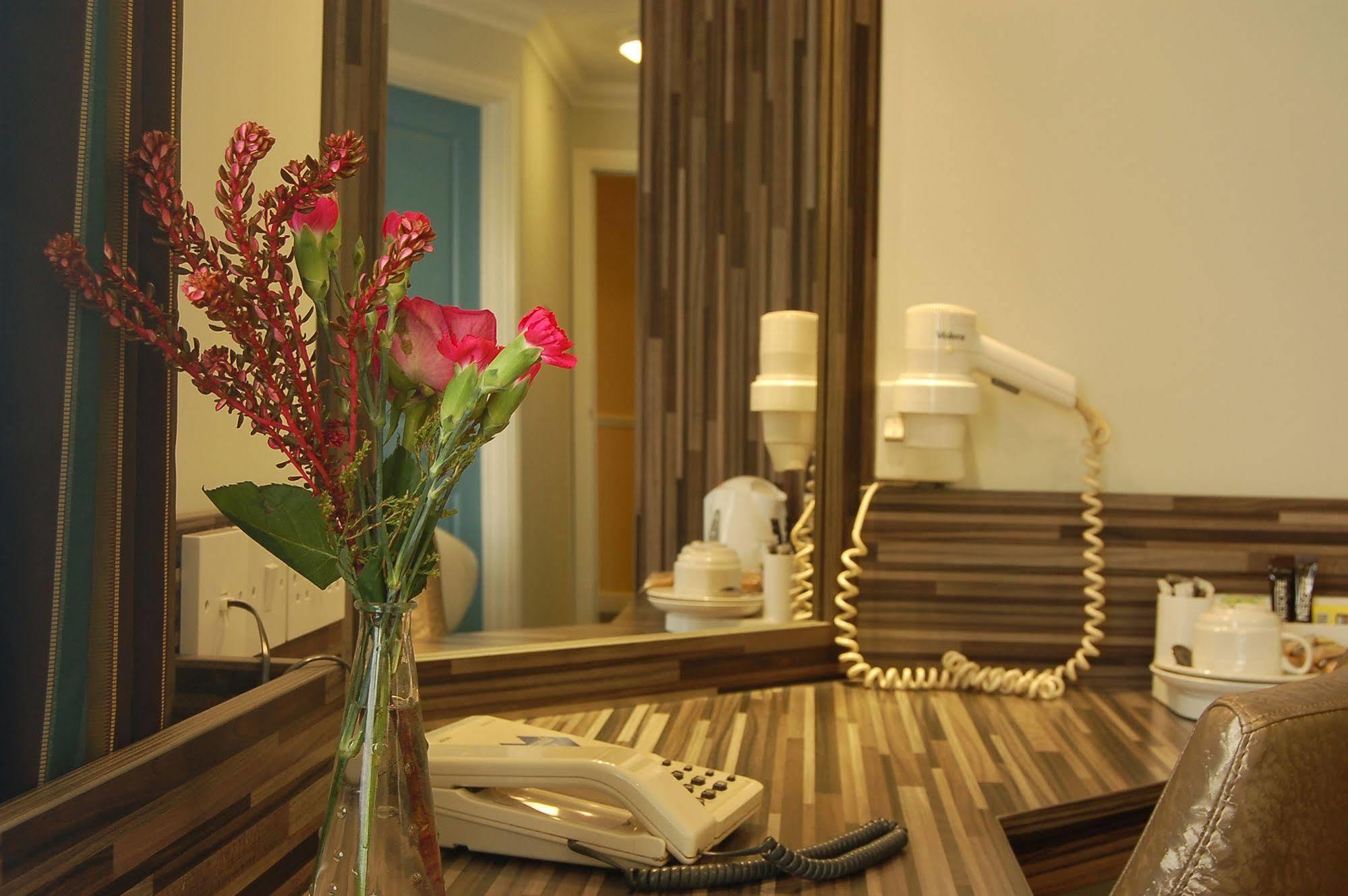 Diamond Lodge Manchester Zewnętrze zdjęcie